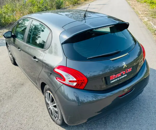 Peugeot 208 1.0 VTi Access 9