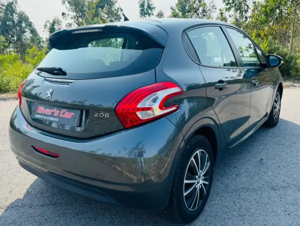 Peugeot 208 1.0 VTi Access 12
