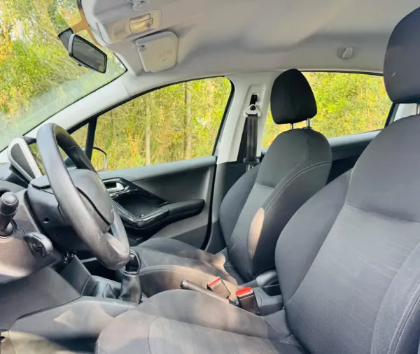 Peugeot 208 1.0 VTi Access 14