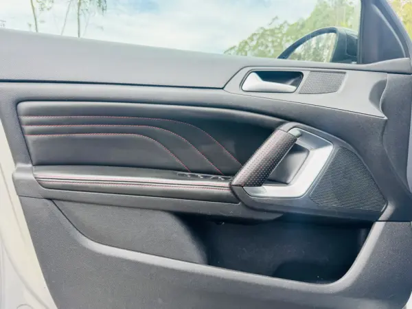 Peugeot 308 SW 1.6 BlueHDi GT Line 15