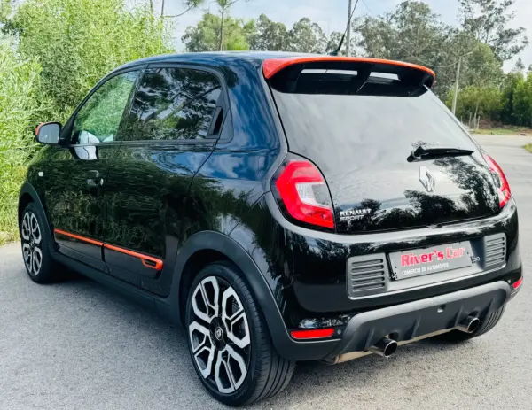 Renault Twingo 0.9 TCe GT 15