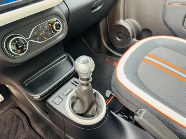 Renault Twingo 0.9 TCe GT 26