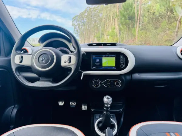 Renault Twingo 0.9 TCe GT 28