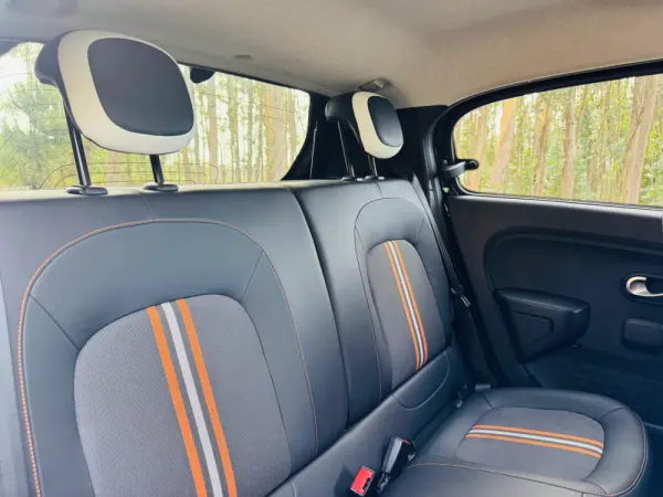 Renault Twingo 0.9 TCe GT 37