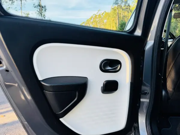 Renault Twingo 1.0 SCe Limited 36