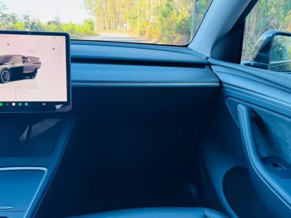 Tesla Model Y Performance Tração Integral 33