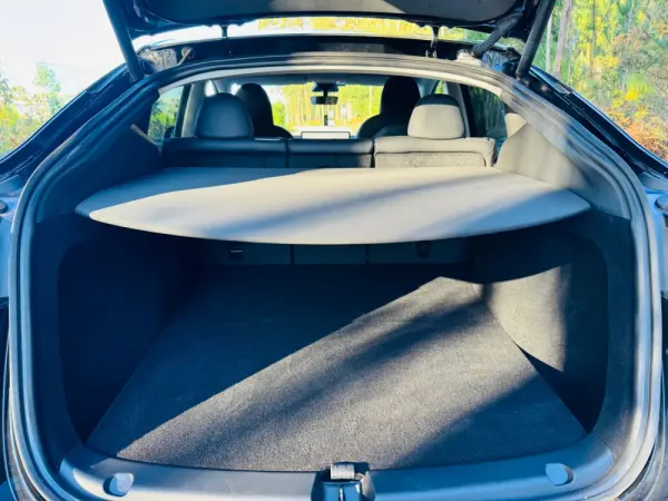 Tesla Model Y Performance Tração Integral 47