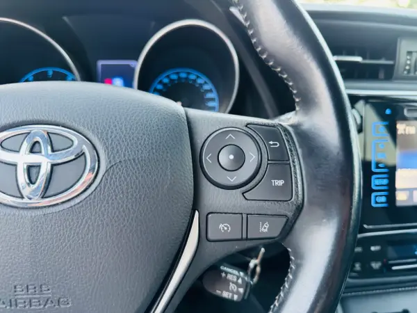 Toyota Auris Touring Sports 1.4 D-4D Comfort+Pack Techno+Pack Sport 24