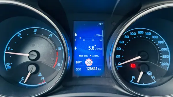 Toyota Auris Touring Sports 1.4 D-4D Comfort+Pack Techno+Pack Sport 25