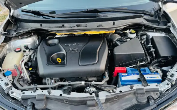 Toyota Auris Touring Sports 1.4 D-4D Comfort+Pack Techno+Pack Sport 46