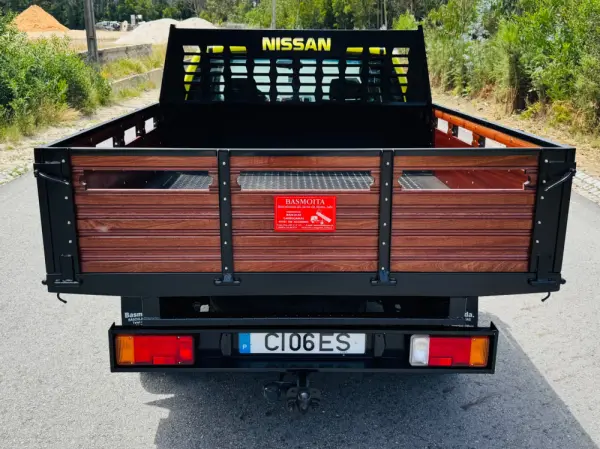 Nissan Navara 2.5 dCi CD SE Eastpak 12