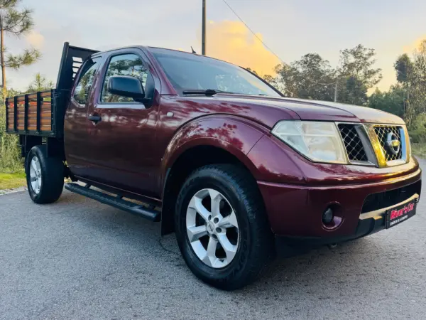 Nissan Navara 2.5 dCi CD SE Eastpak 7