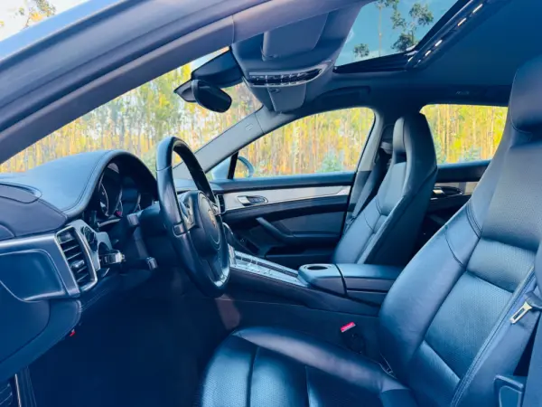 Porsche Panamera Platinum Edition 17