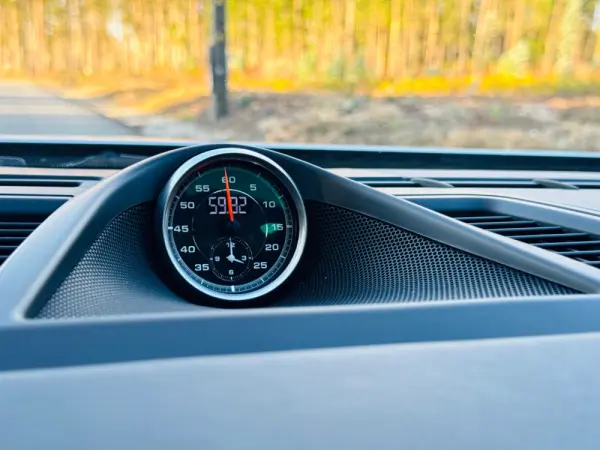 Porsche Panamera Platinum Edition 34