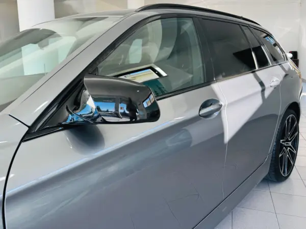 BMW 520 d Pack M Auto 3