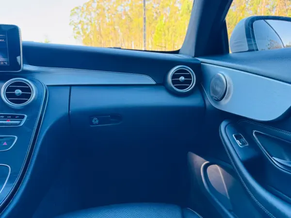 Mercedes-Benz C 220 d 9G-TRONIC AMG Line 40