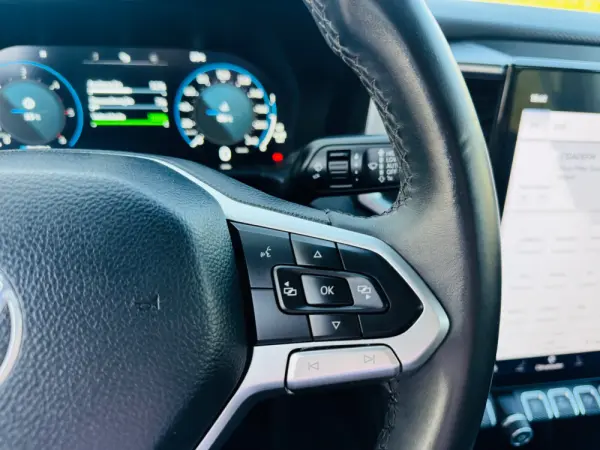 Volkswagen Amarok 2.0 TDi Auto Style 32