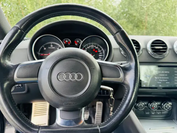 Audi TT Coupé 2.0 TDI quattro S-line 18