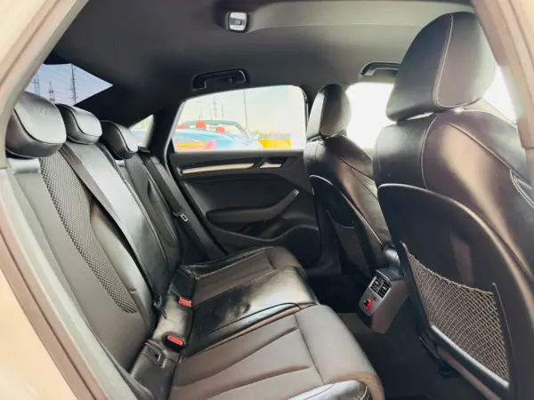 Audi A3 Limousine 2.0 TDI S-line 47