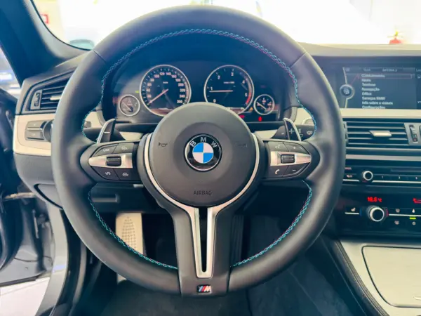 BMW 520 d Pack M Auto 19