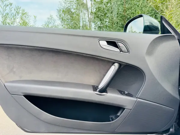 Audi TT Coupé 2.0 TDI quattro S-line 14