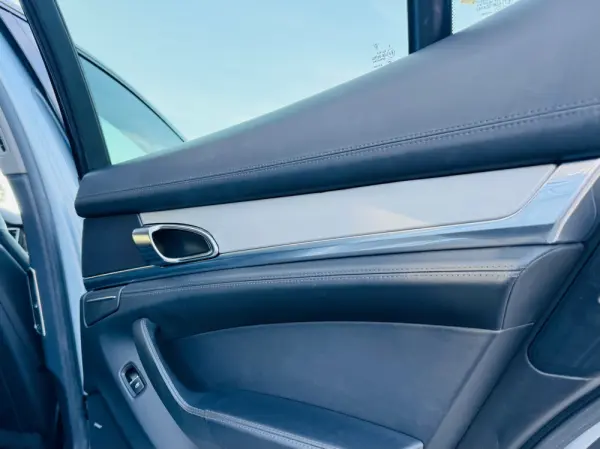 Porsche Panamera Platinum Edition 50