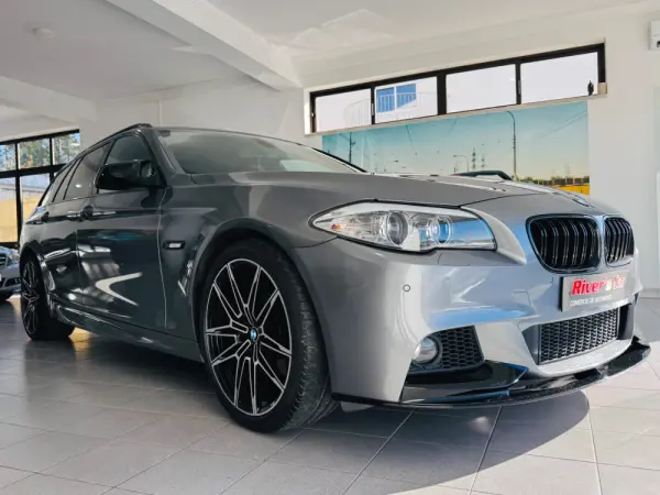 BMW 520 d Pack M Auto 6