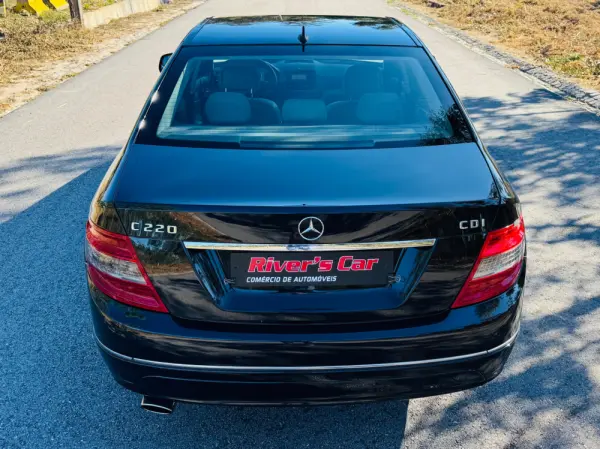 Mercedes-Benz C 220 CDi Avantgarde BlueEfficiency Aut. 11