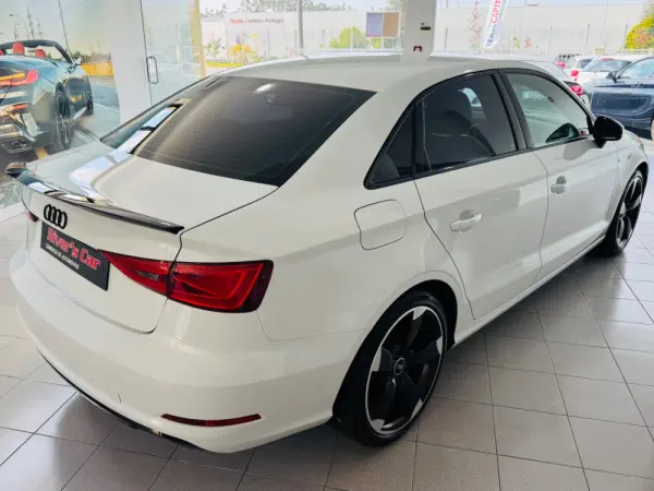 Audi A3 Limousine 2.0 TDI S-line 10