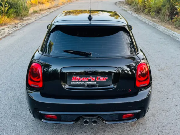 MINI 5 Portas Cooper S 13