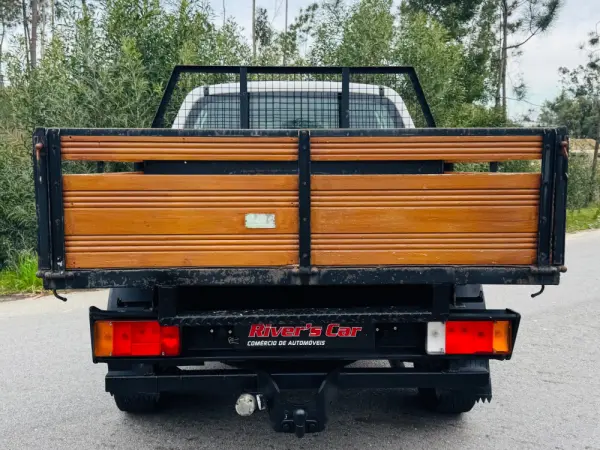 Mitsubishi L200 2.5 DI-D CD Intense AC/JLL 10