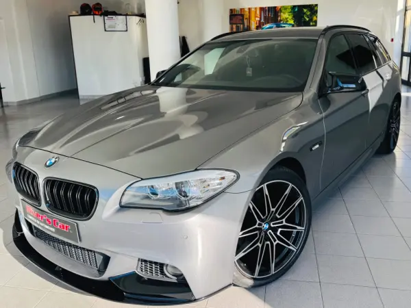 BMW 520 d Pack M Auto 2