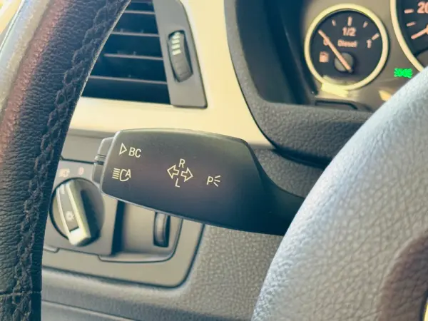 BMW 320 d Sport Line 28