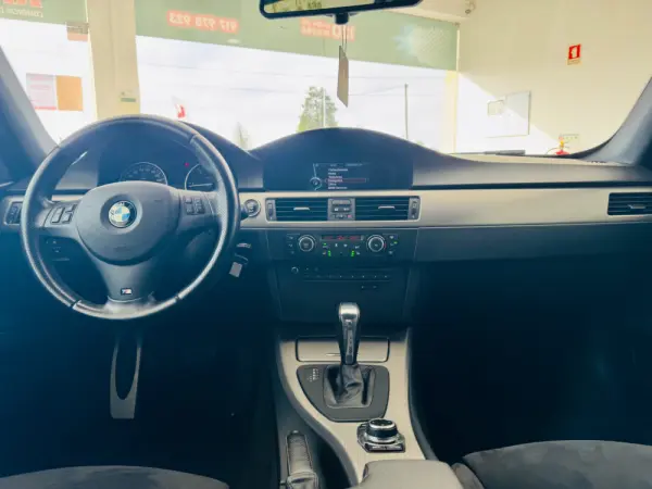 BMW 320 d Aut. M Sport Edition 33