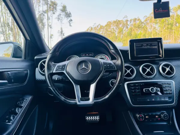 Mercedes-Benz A 180 CDI BE AMG Sport Aut. 30