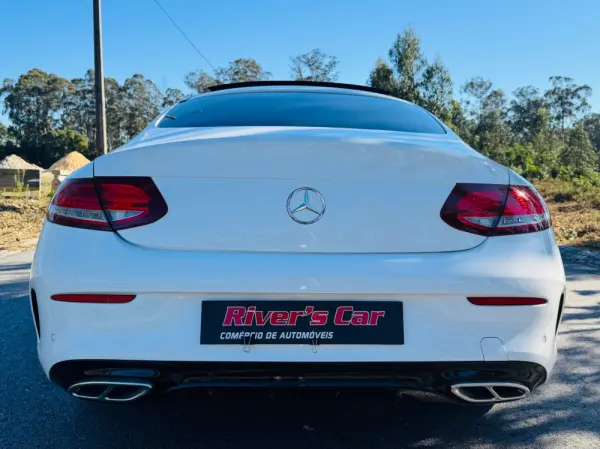 Mercedes-Benz C 220 d 9G-TRONIC AMG Line 13