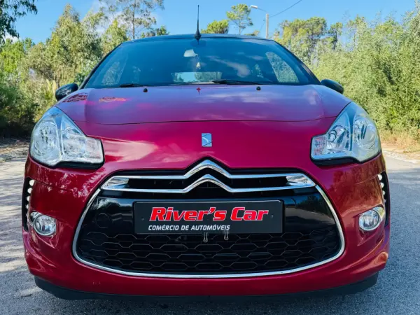 Citroen DS3 Cabrio 1.2 VTi So Chic 3