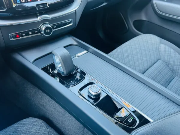 Volvo XC 60 2.0 B4 Inscription Geartronic 39