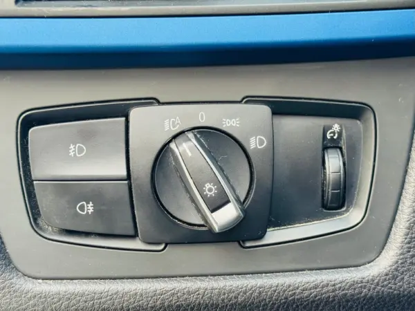 BMW 320 d Pack M Auto 22