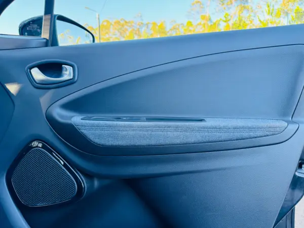 Renault Zoe (c/ Bateria) Zen 50 38