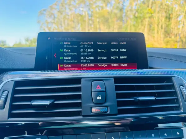 BMW M4 DKG Competition 30