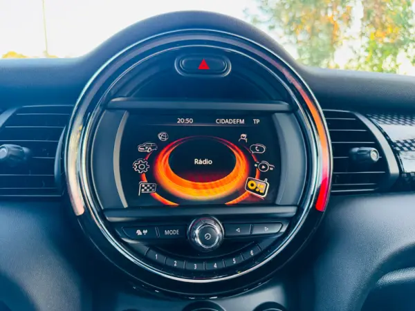 MINI 5 Portas Cooper S 33