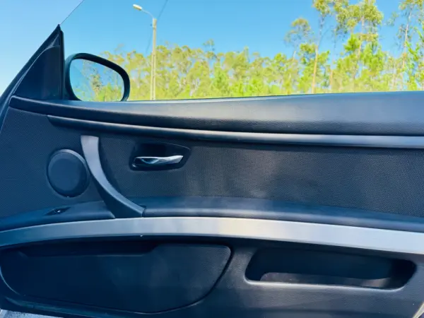 BMW 320 d Coupe 36