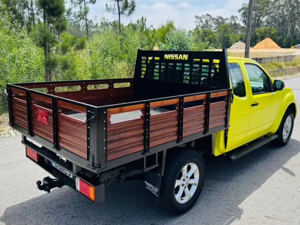Nissan Navara 2.5 dCi CD SE Eastpak 10