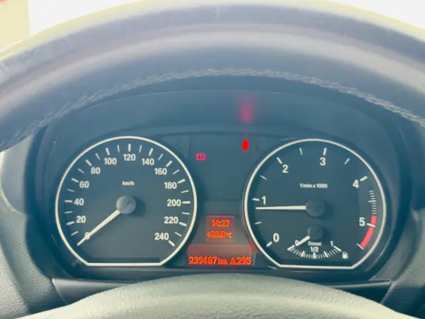 BMW 118 d Pack M 22