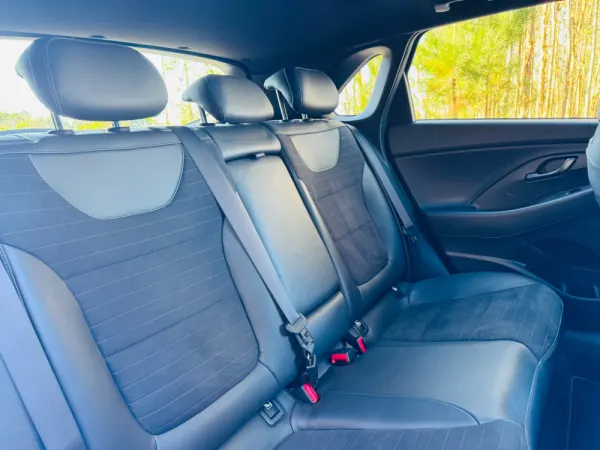 Hyundai i30 N 2.0 T-GDi Pack Performance 62