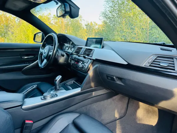 BMW 420 Gran Coupé d Aut. M Sport 32