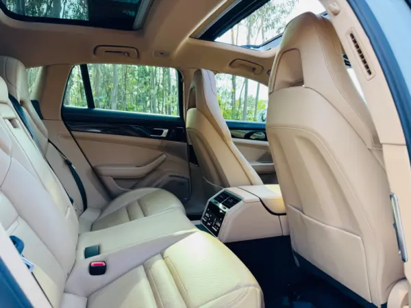 Porsche Panamera Sport Turismo 4 E-Hybrid 66