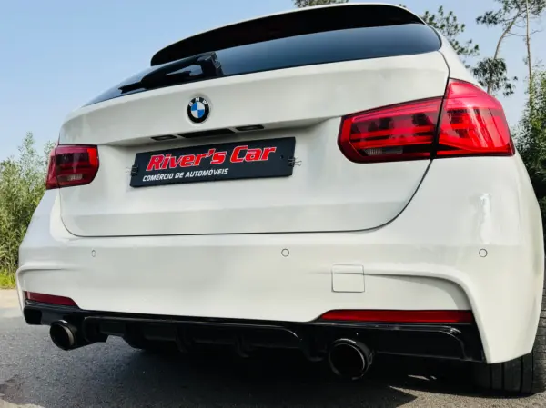 BMW 320 d Pack M Auto 16