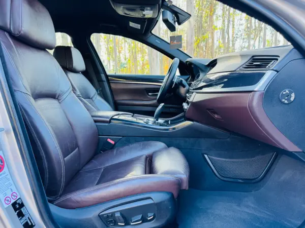 BMW 530 d Pack M Auto 46